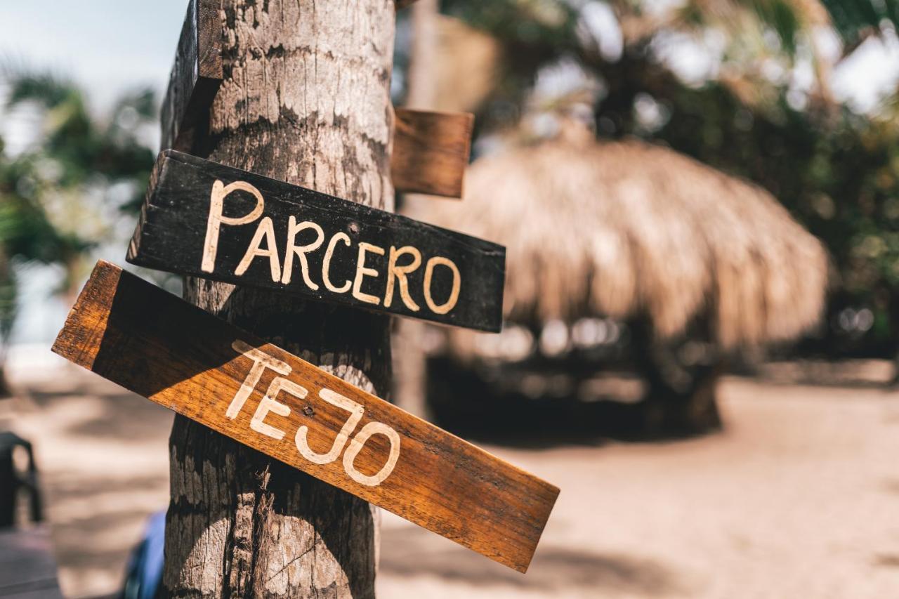 Los Hermanos Beach Hostal Guachaca Dış mekan fotoğraf