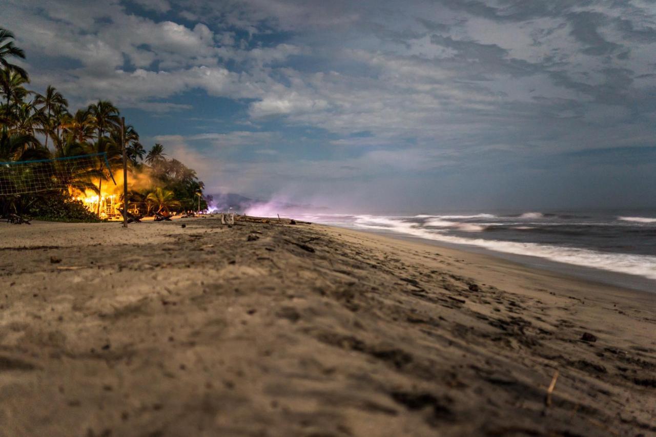 Los Hermanos Beach Hostal Guachaca Dış mekan fotoğraf
