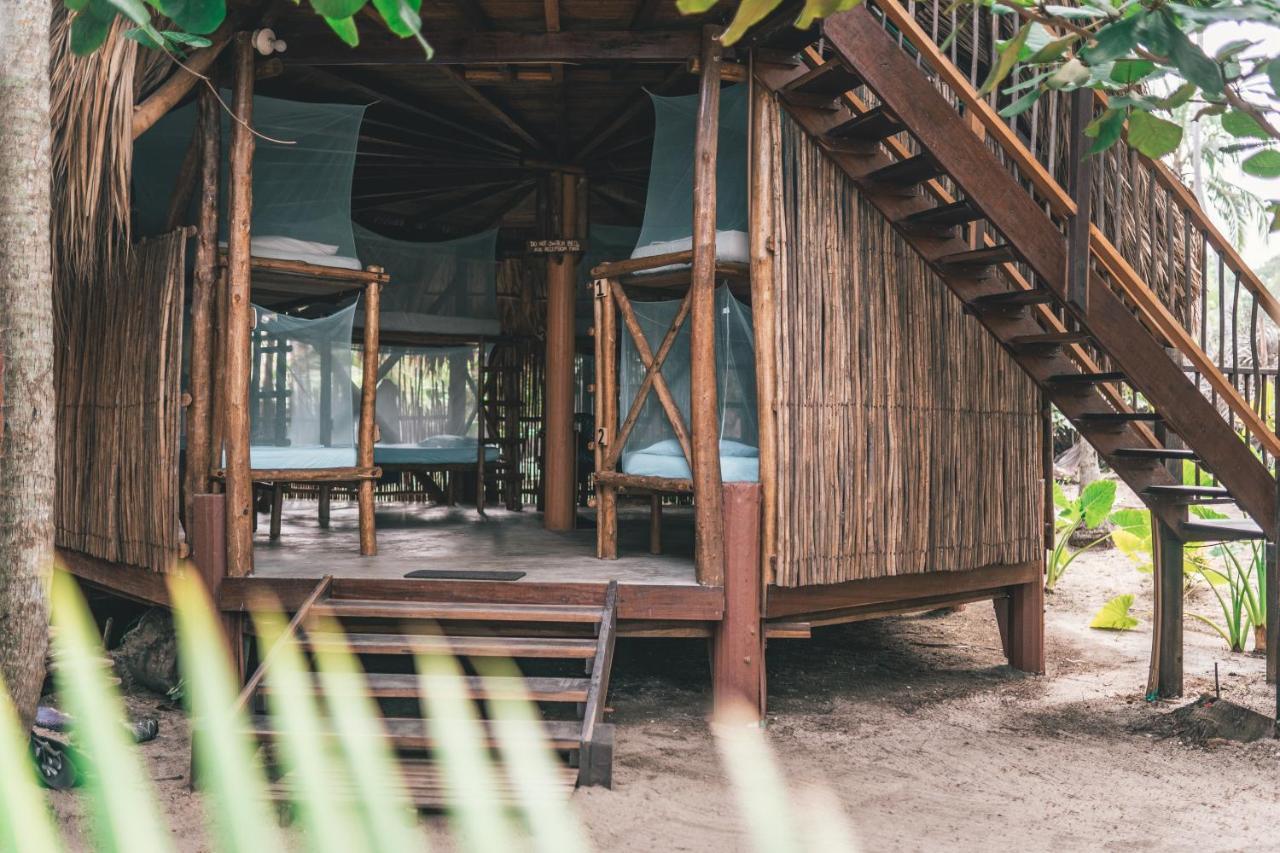 Los Hermanos Beach Hostal Guachaca Dış mekan fotoğraf
