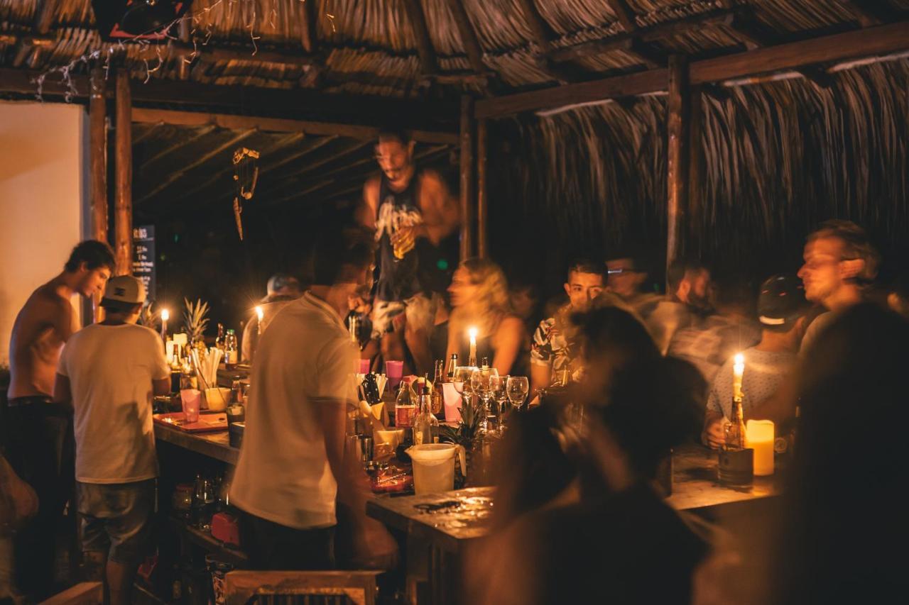 Los Hermanos Beach Hostal Guachaca Dış mekan fotoğraf