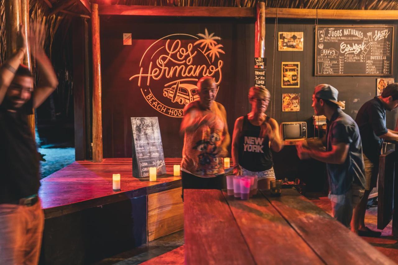 Los Hermanos Beach Hostal Guachaca Dış mekan fotoğraf
