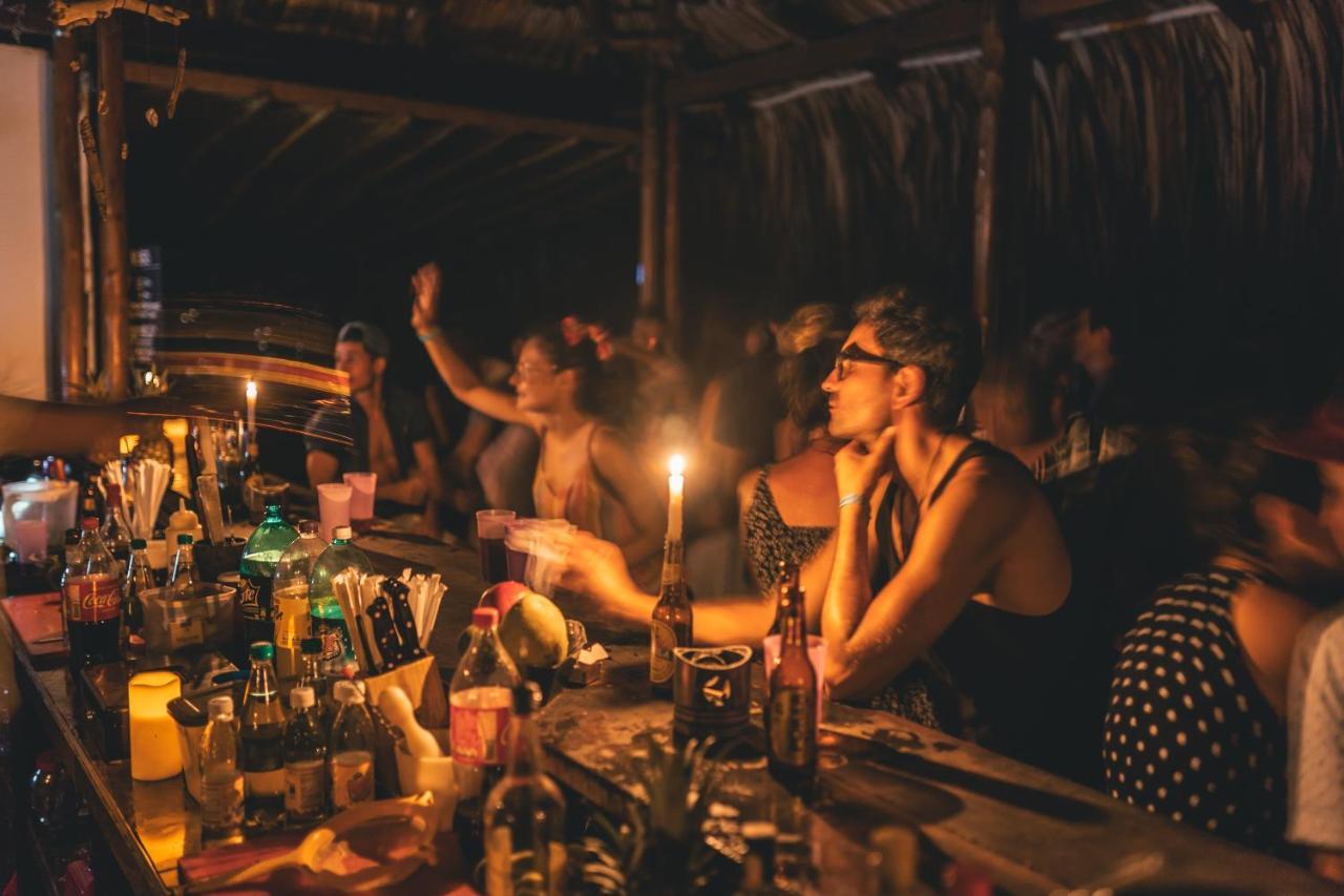 Los Hermanos Beach Hostal Guachaca Dış mekan fotoğraf